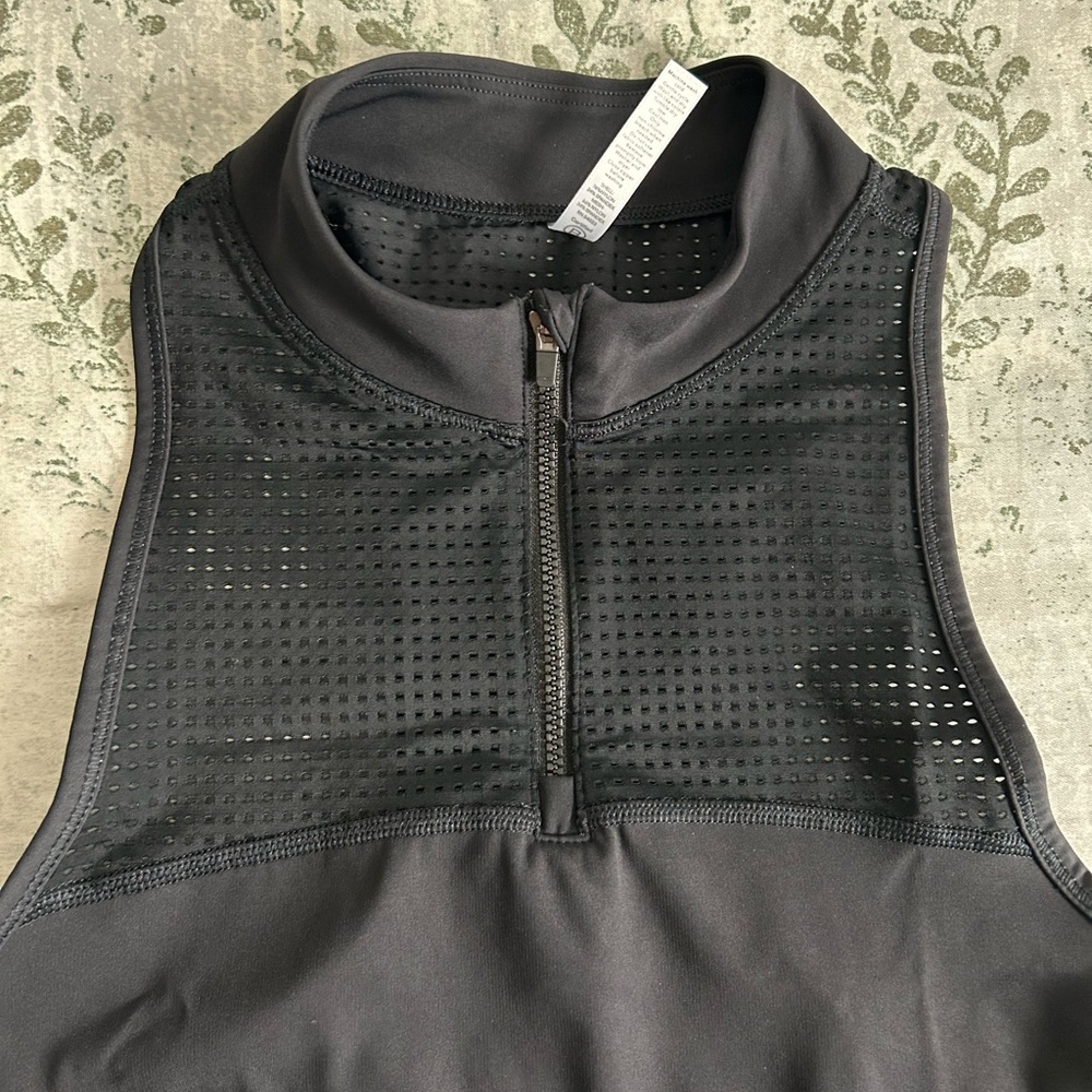 Athleta Perforated HIIT tank - Picture 4 of 6
